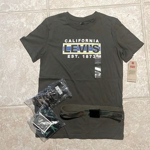 NWT Levi’s tshirt boys 12/13 size Med Large PLUS a couple accessories brand new